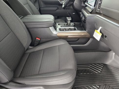 New 2026 Chevrolet Silverado 1500 LT Trail Boss w/ Convenience Package II AWD/4WD image 15