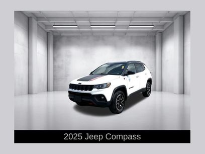 Used 2025 Jeep Compass Trailhawk
