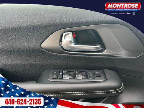 New 2026 Chrysler Voyager LX image 10