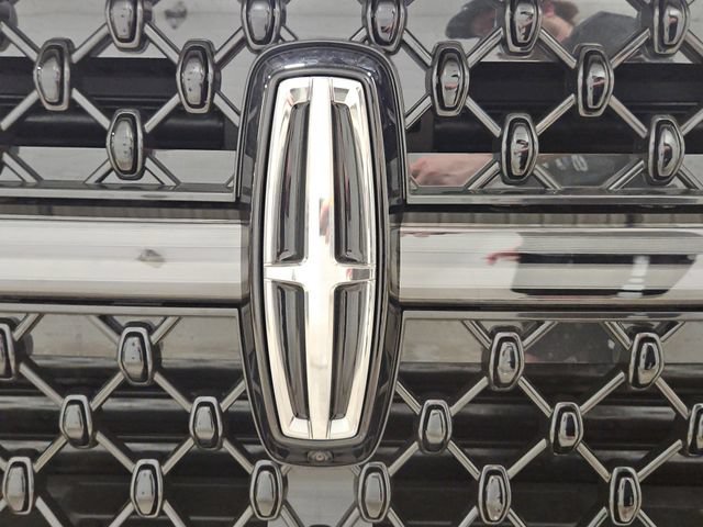 New 2027 Lincoln Navigator L Reserve w/ Jet Appearance Package AWD/4WD image 9