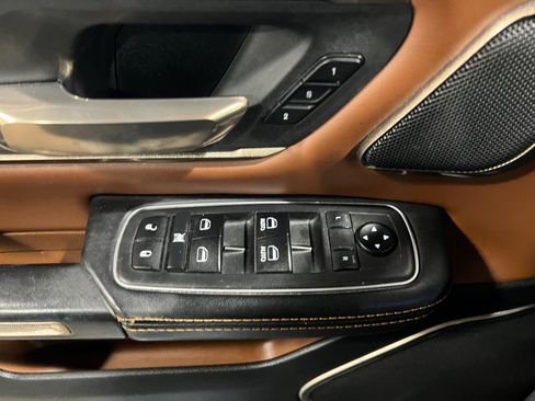 Used 2019 RAM 1500 Limited image 25