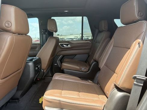 Used 2021 Chevrolet Tahoe High Country w/ Premium Package AWD/4WD image 55