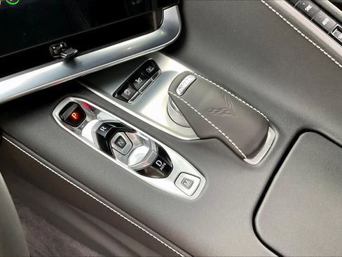 Used 2023 Chevrolet Corvette Stingray Preferred Cpe w/ Z51 Performance Package RWD image 13