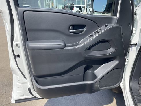 New 2026 Nissan Frontier SV w/ Tow Package image 12