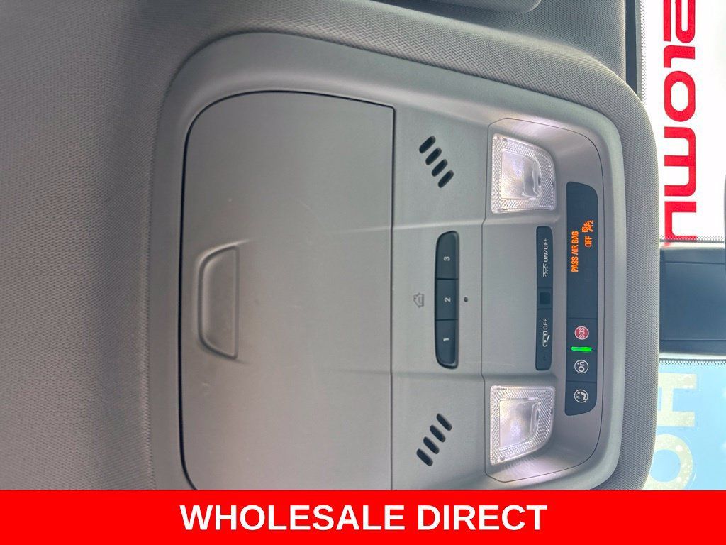 Used 2020 GMC Acadia AT4 AWD/4WD image 24