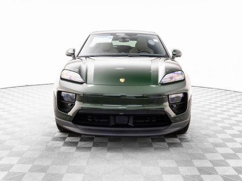 New 2025 Porsche Macan 4S Electric image 9