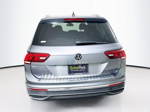 Used 2024 Volkswagen Tiguan SE FWD image 7
