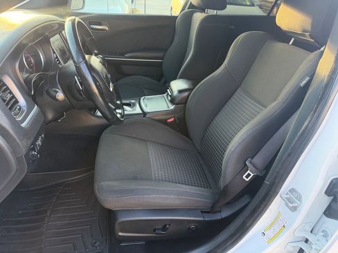 Used 2019 Dodge Charger GT RWD image 7