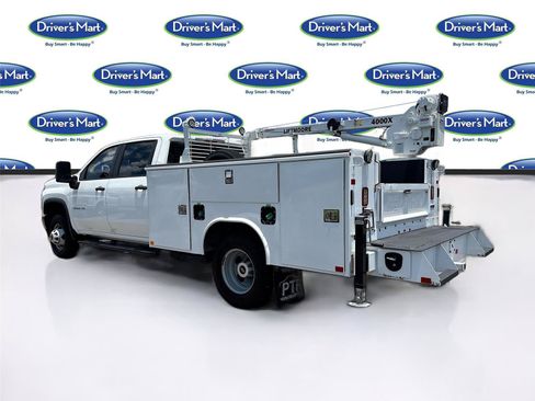 Used 2023 Chevrolet Silverado 3500 W/T w/ WT Convenience Package AWD/4WD image 5