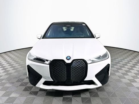 Used 2023 BMW iX xDrive50 w/ Sport Package image 3