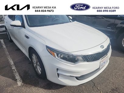 Used 2018 Kia Optima LX w/ 17" Alloy Wheels Package