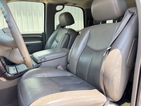 Used 2006 GMC Yukon Denali AWD/4WD image 11