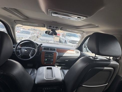 Used 2007 Chevrolet Tahoe LTZ w/ LTZ Preferred Equipment Group image 10