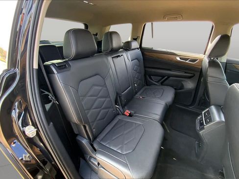 Used 2026 Volkswagen Atlas SE FWD image 20