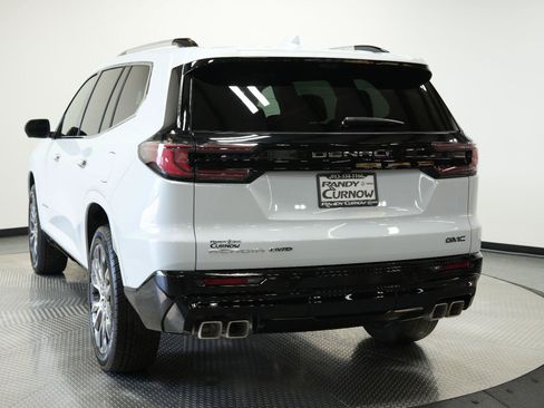 New 2026 GMC Acadia Denali Ultimate w/ LPO, Floor Liner Package AWD/4WD image 5