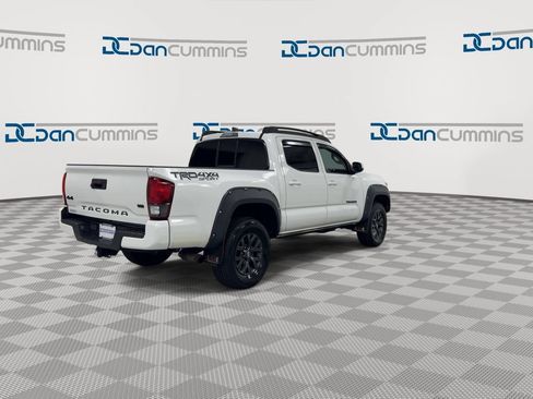 Used 2022 Toyota Tacoma SR AWD/4WD image 8