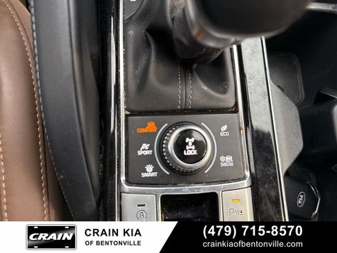 Used 2021 Kia Telluride SX w/ SX Prestige Package image 26