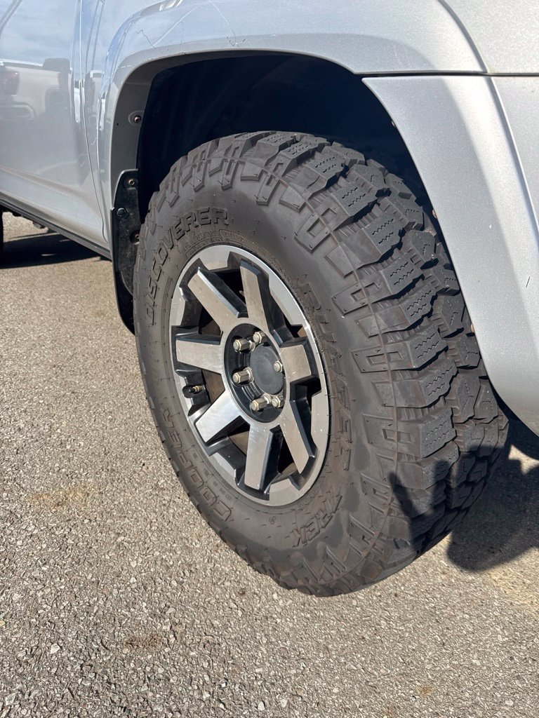 Used 2019 Toyota 4Runner TRD Off-Road AWD/4WD image 5