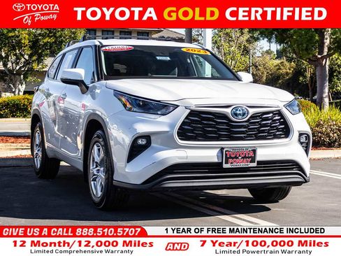 Used 2023 Toyota Highlander LE image 1