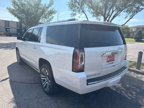 Used 2020 GMC Yukon XL Denali w/ Denali Ultimate Package AWD/4WD image 9