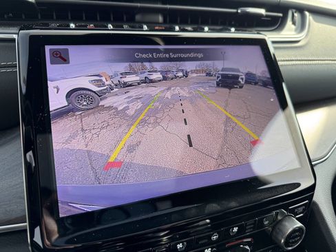 Used 2023 Jeep Grand Cherokee L Overland w/ MOPAR Finishing Package image 14