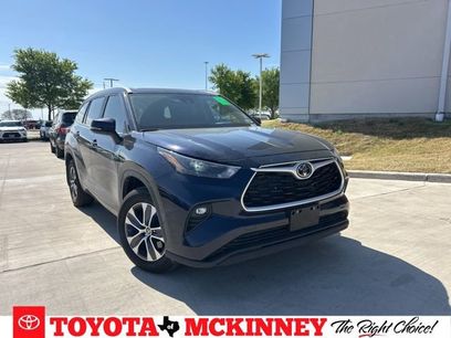 Used 2023 Toyota Highlander XLE