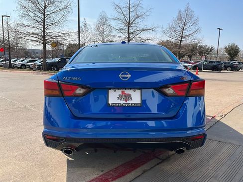 Used 2025 Nissan Altima 2.5 SR image 7