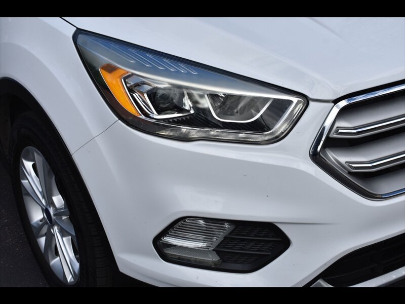 Used 2019 Ford Escape SEL FWD image 43