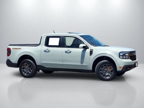 Used 2023 Ford Maverick Tremor w/ Tremor Off-Road Package AWD/4WD image 3