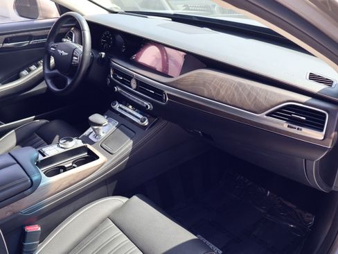 Used 2021 Genesis G90 3.3T Premium RWD image 25
