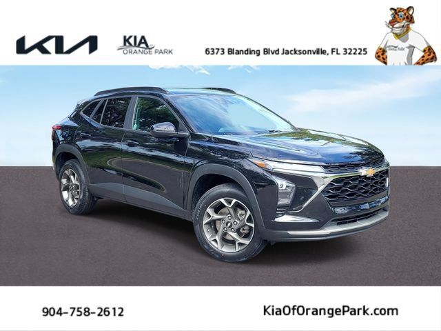 Used 2025 Chevrolet Trax LT w/ Driver Confidence Package FWD image 1