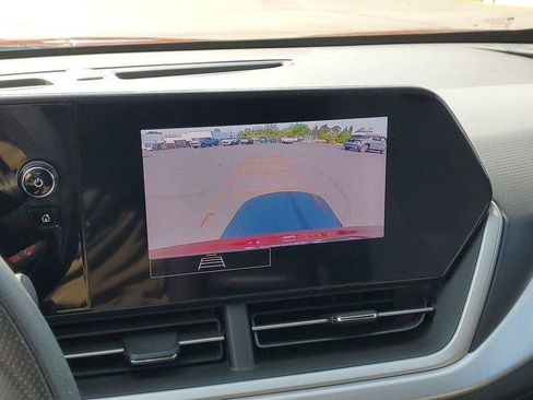 Used 2024 Chevrolet Trax LS w/ LS Convenience Package FWD image 14