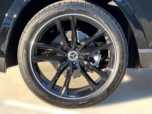 New 2026 Mercedes-Benz GLS 580 580 image 11