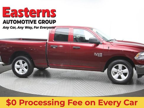 Used 2024 RAM 1500 Classic SLT AWD/4WD image 42