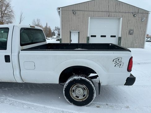 Used 2015 Ford F250 XL w/ Power Equipment Group image 14
