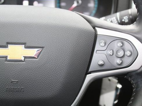 Used 2020 Chevrolet Colorado ZR2 w/ ZR2 Midnight Special Edition image 22