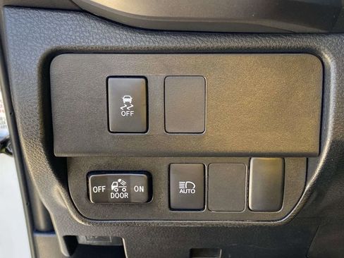 Used 2023 Toyota Tacoma SR5 w/ Technology Package image 26