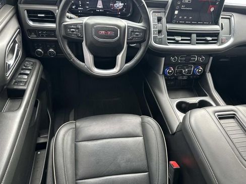 Used 2022 GMC Yukon SLT w/ SLT Premium Package image 26