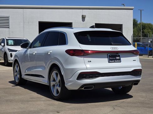 Certified 2025 Audi Q5 Prestige AWD/4WD image 11