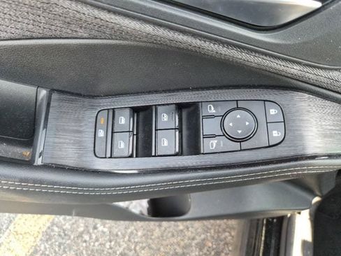 Used 2021 Nissan Rogue SV AWD/4WD image 16