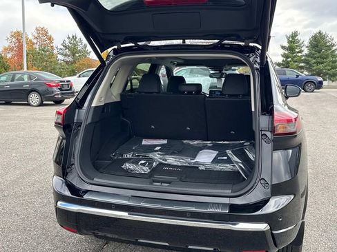 New 2026 Nissan Rogue Platinum w/ Platinum Premium Package image 13