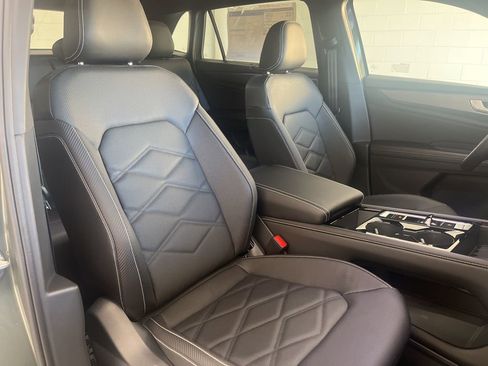 New 2026 Volkswagen Atlas Cross Sport SE AWD/4WD image 42