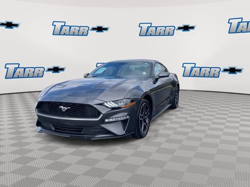 Used 2018 Ford Mustang Premium image 4