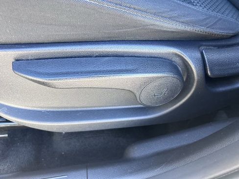 Certified 2023 Kia Sportage LX image 17