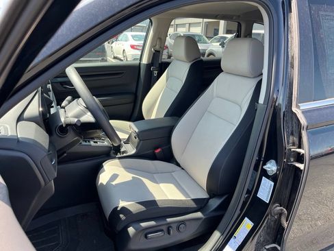 Used 2025 Honda CR-V EX image 18