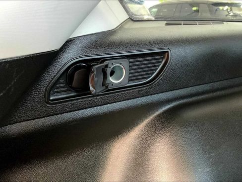 Used 2024 Jeep Grand Cherokee Limited image 31