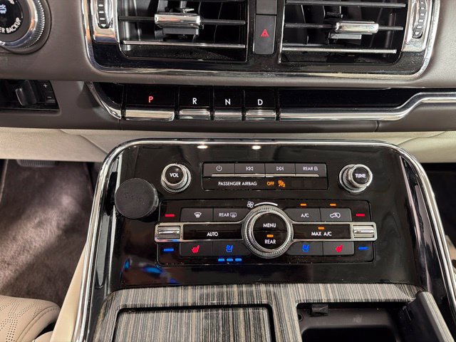 Used 2020 Lincoln Navigator L Black Label AWD/4WD image 27