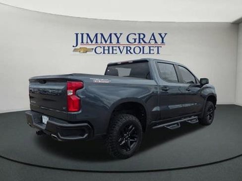 Used 2021 Chevrolet Silverado 1500 LT Trail Boss image 5
