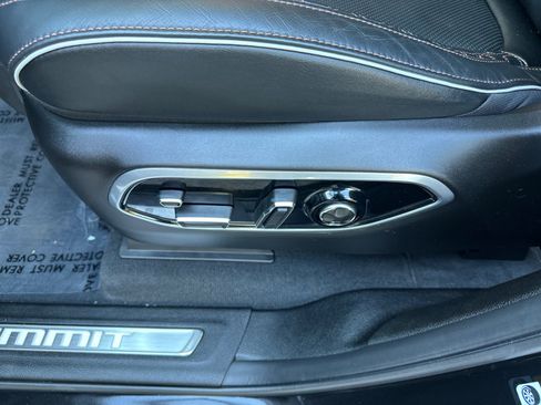 Used 2025 Jeep Grand Cherokee Summit w/ Obsidian Package image 27