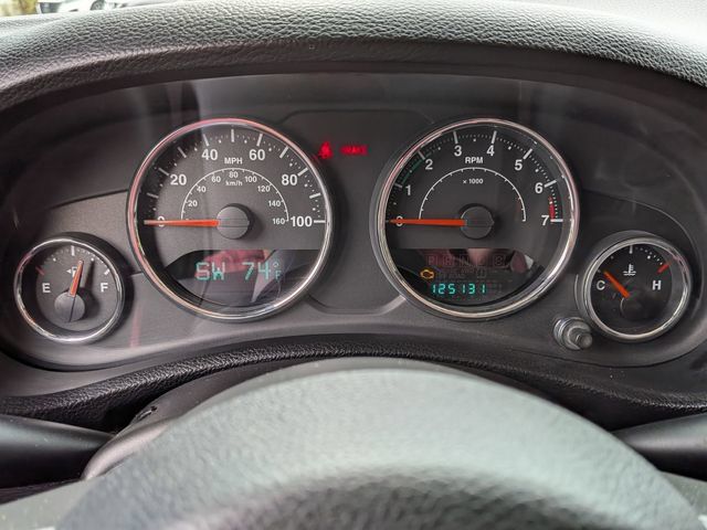 Used 2013 Jeep Wrangler Unlimited Sport AWD/4WD image 21